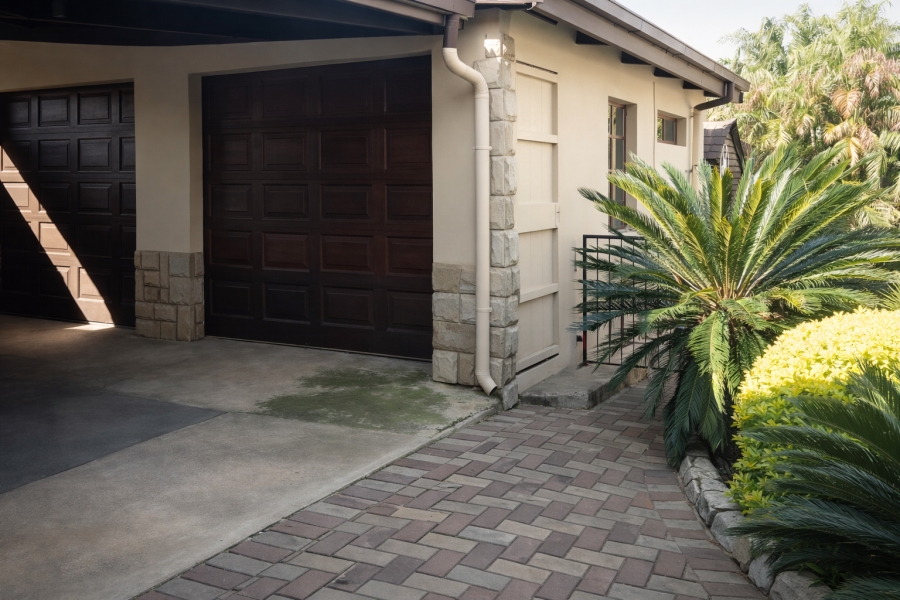 3 Bedroom Property for Sale in Geelhoutpark North West